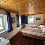 Blusnerhof Lägenhet Virgen