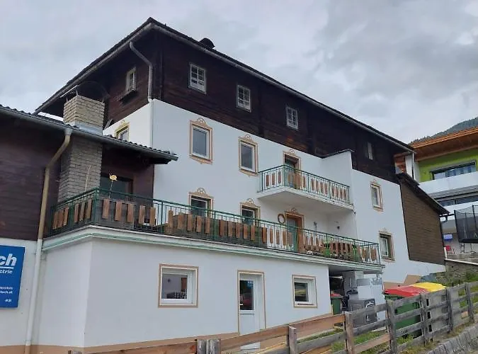 Blusnerhof Apartament Virgen