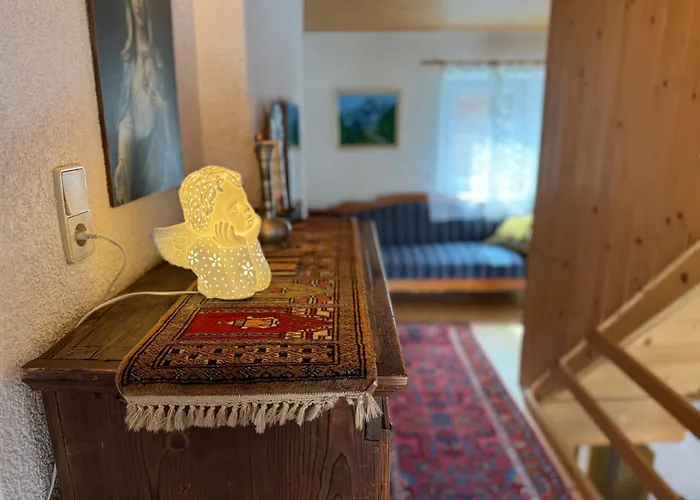 布鲁森纳霍夫酒店 公寓 *